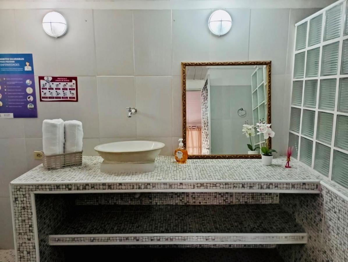 מלון לטיסייה San Jose House מראה חיצוני תמונה